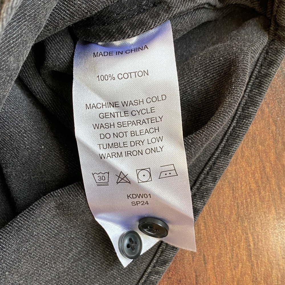 Quince Distressed Denim Tuxedo Shirt Pleated Button Down Large - Picture 6 of 10